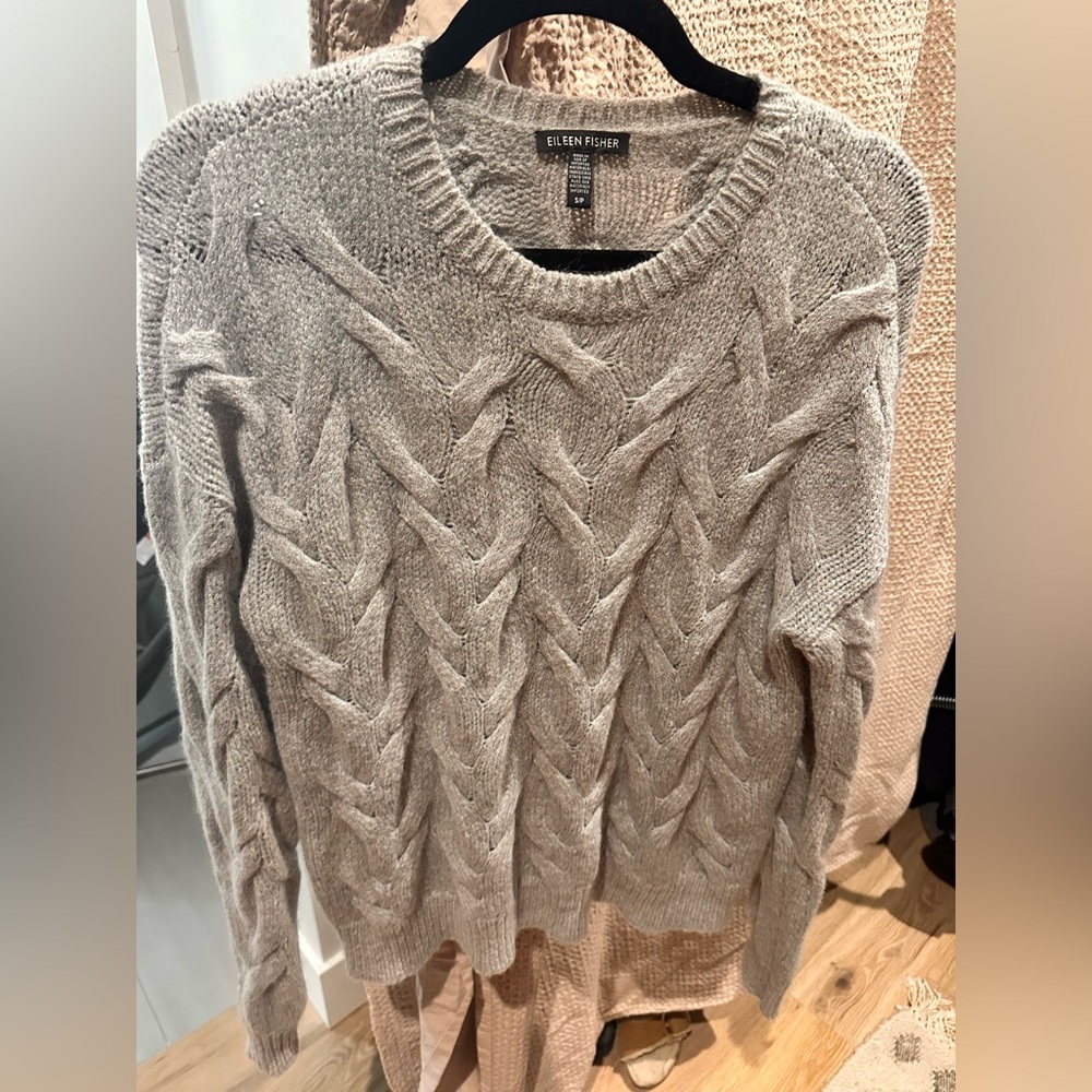 Eileen Fisher gray cable wool sweater. Size small